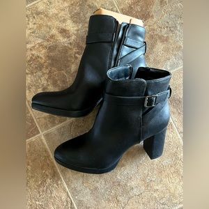 Kelly & Katie Booties - Aveya - Black - NWT!